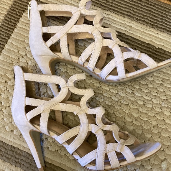 Kelly and Katie Natural Cage heel - Picture 3 of 5